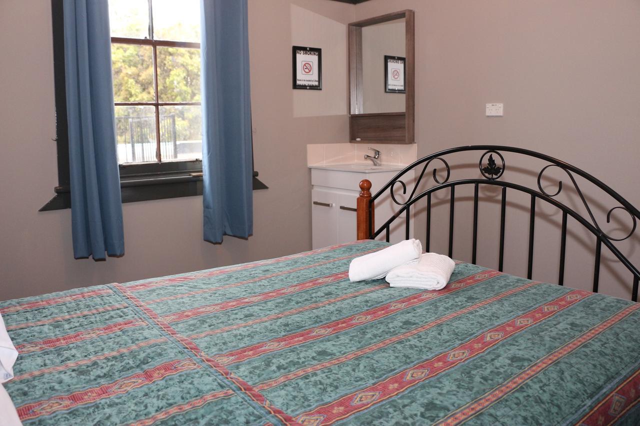 Bayview Hotel - Batemans Bay Buitenkant foto